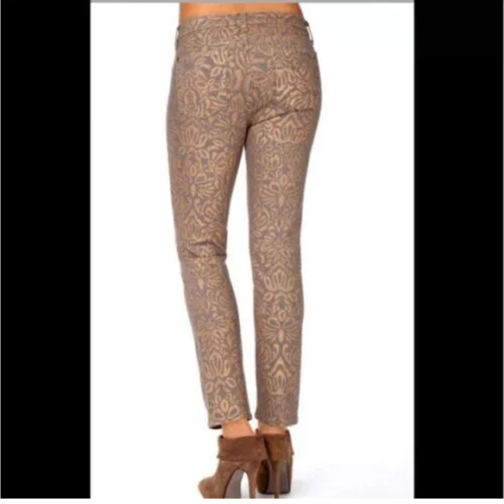 MiracleBody by Miraclesuit Bronze Sandra D Skinny Ankle Jeans